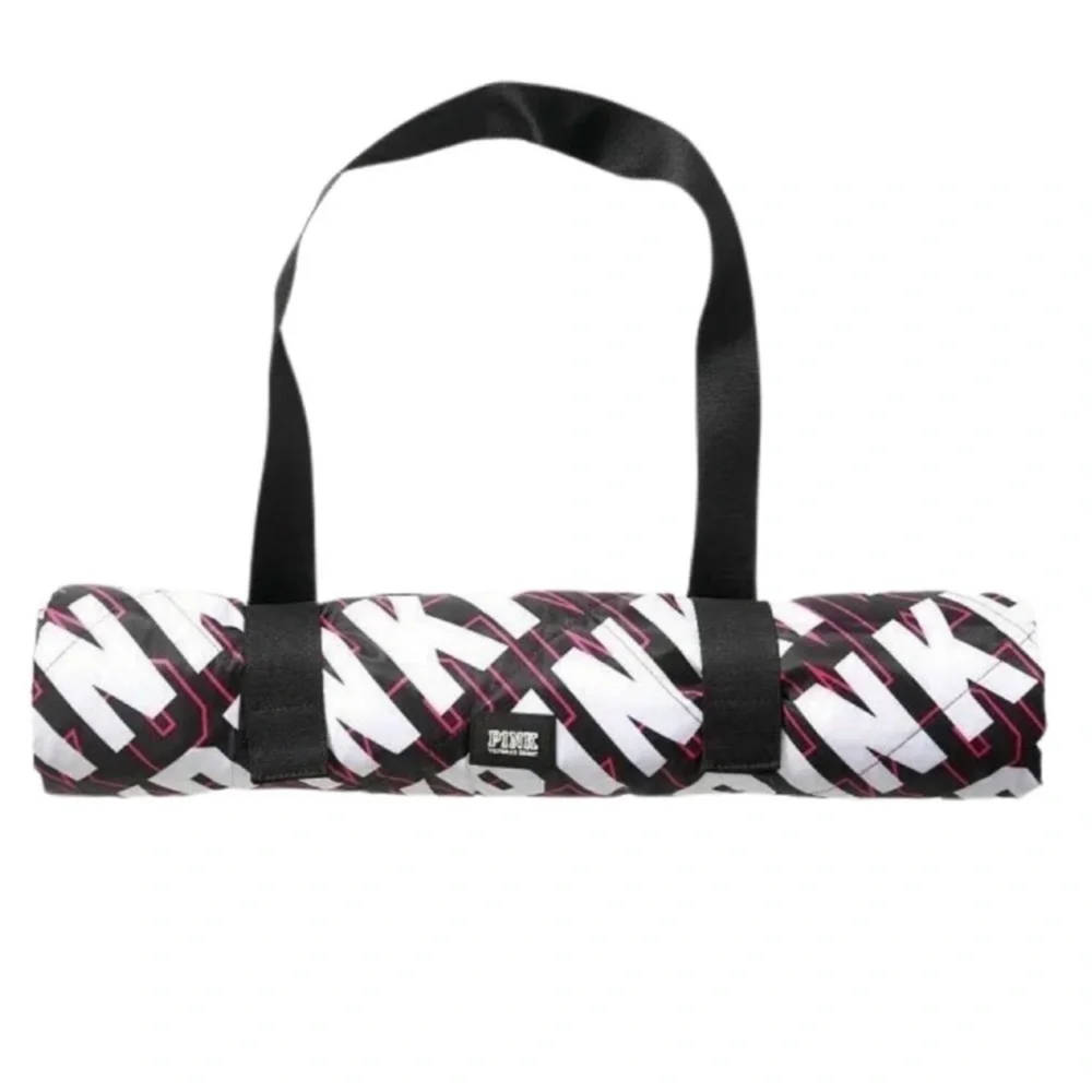 PINK • Victoria's Secret Packable Blanket Picnic Beach Festival Camping